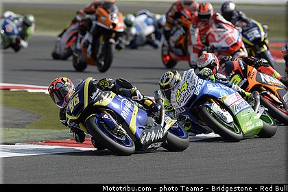 moto2_tech3_002_angleterre_silverstone_2013.jpg