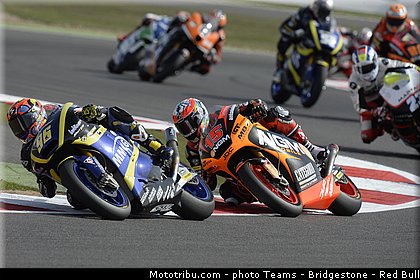moto2_tech3_003_angleterre_silverstone_2013.jpg