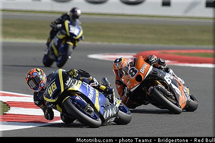 moto2_tech3_005_angleterre_silverstone_2013.jpg