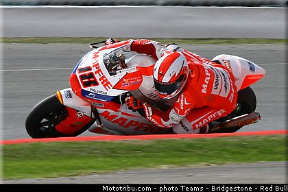 moto2_terol_001_angleterre_silverstone_2013.jpg