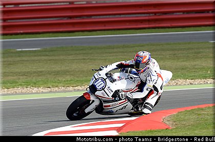 moto2_warokorn_003_angleterre_silverstone_2013.jpg