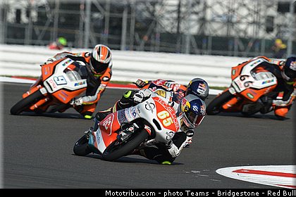 moto3_018_angleterre_silverstone_2013.jpg