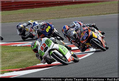 moto3_025_angleterre_silverstone_2013.jpg