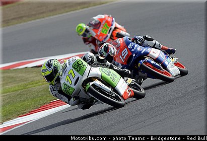 moto3_026_angleterre_silverstone_2013.jpg