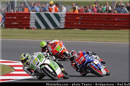 moto3_032_angleterre_silverstone_2013.jpg