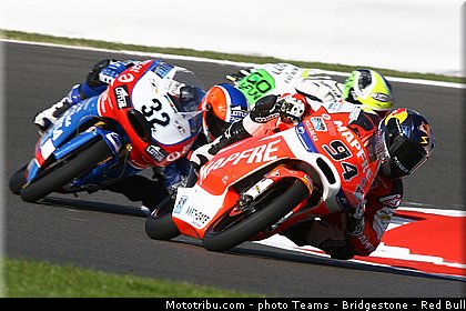 moto3_048_angleterre_silverstone_2013.jpg