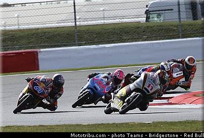 moto3_056_angleterre_silverstone_2013.jpg