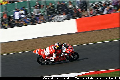 moto3_folger_013_angleterre_silverstone_2013.jpg