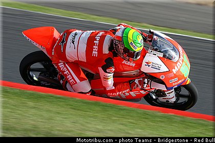 moto3_granado_006_angleterre_silverstone_2013.jpg