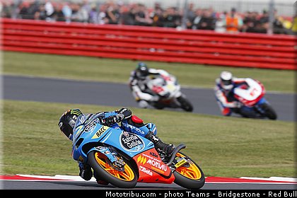 moto3_marquez_001_angleterre_silverstone_2013.jpg