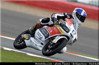 moto3_mcphee_001_angleterre_silverstone_2013.jpg