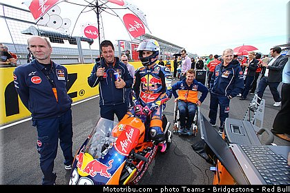 moto3_salom_003_angleterre_silverstone_2013.jpg
