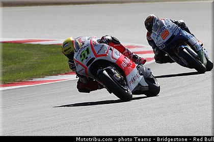motogp_015_angleterre_silverstone_2013.jpg