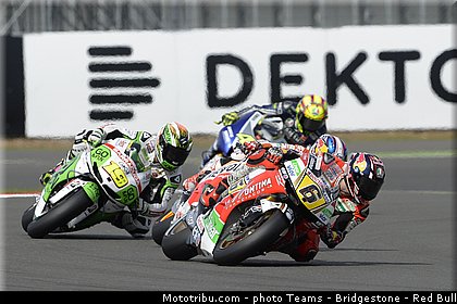 motogp_028_angleterre_silverstone_2013.jpg