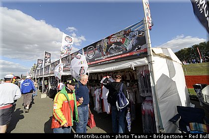 motogp_ambiance_002_angleterre_silverstone_2013.jpg