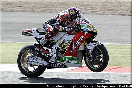 motogp_bradl_006_angleterre_silverstone_2013.jpg