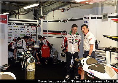 motogp_bradl_014_angleterre_silverstone_2013.jpg
