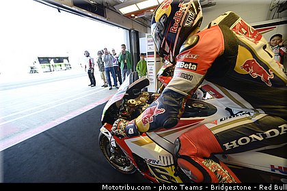 motogp_bradl_021_angleterre_silverstone_2013.jpg