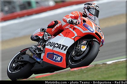 motogp_dovizioso_001_angleterre_silverstone_2013.jpg