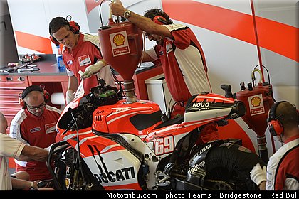 motogp_dovizioso_008_angleterre_silverstone_2013.jpg