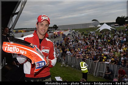 motogp_dovizioso_019_angleterre_silverstone_2013.jpg