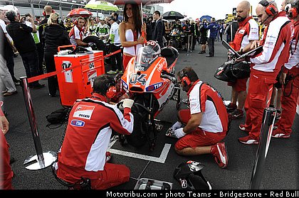motogp_dovizioso_020_angleterre_silverstone_2013.jpg