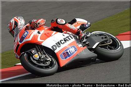 motogp_hayden_003_angleterre_silverstone_2013.jpg