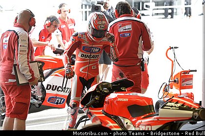 motogp_hayden_006_angleterre_silverstone_2013.jpg
