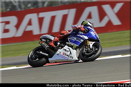 motogp_lorenzo_002_angleterre_silverstone_2013.jpg