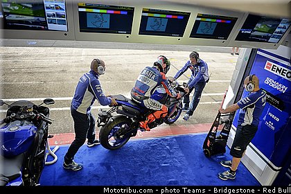motogp_lorenzo_018_angleterre_silverstone_2013.jpg