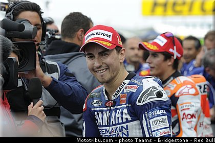motogp_lorenzo_025_angleterre_silverstone_2013.jpg