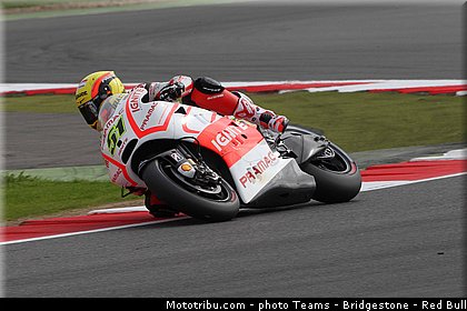 motogp_pirro_002_angleterre_silverstone_2013.jpg