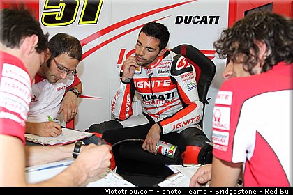 motogp_pirro_006_angleterre_silverstone_2013.jpg