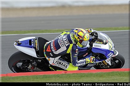 motogp_rossi_002_angleterre_silverstone_2013.jpg