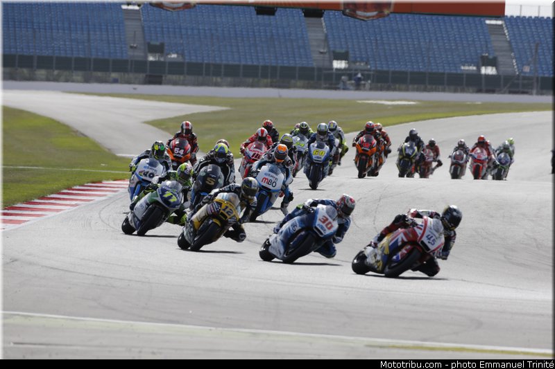 moto2_002_angleterre_silverstone_2013