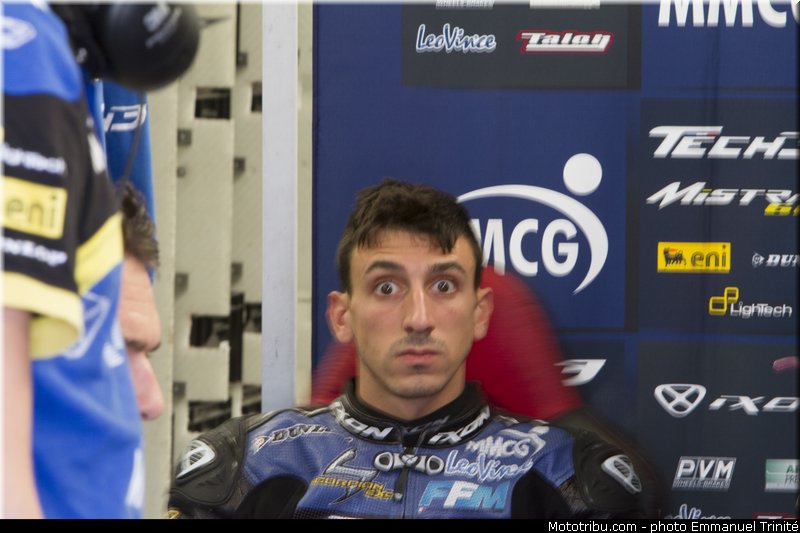 moto2_rossi_004_angleterre_silverstone_2013