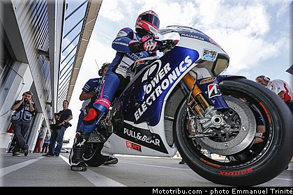 motogp_espargaro_001_angleterre_silverstone_2013.jpg