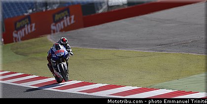 motogp_lorenzo_003_angleterre_silverstone_2013.jpg