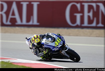 motogp_rossi_002_angleterre_silverstone_2013.jpg