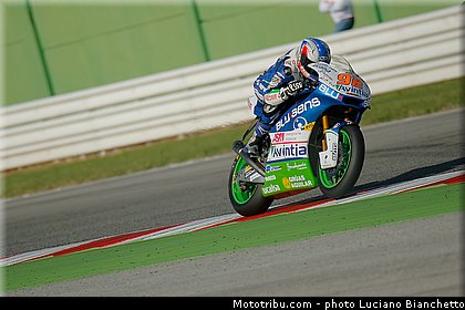 moto2_marinelarena_003_saint_marin_misano_adriatico_marco_simoncelli_2013.jpg