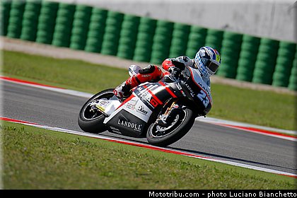 moto2_schrotter_003_saint_marin_misano_adriatico_marco_simoncelli_2013.jpg