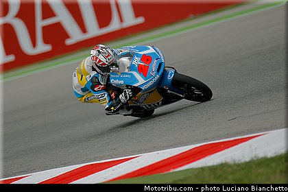 moto3_vinales_m_005_saint_marin_misano_adriatico_marco_simoncelli_2013.jpg