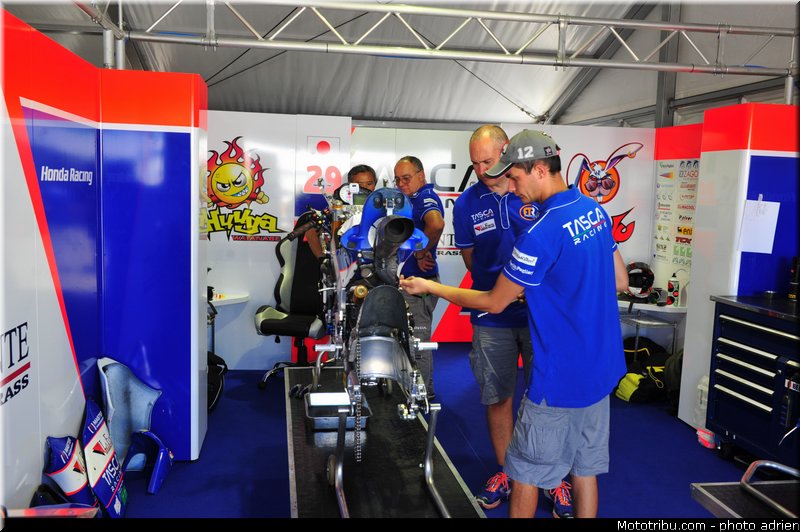 pit_lane_et_paddock_motogp_2013_san_marino_misano_adriatico_0115