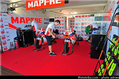 pit_lane_et_paddock_motogp_2013_san_marino_misano_adriatico_0006.jpg