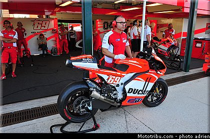 pit_lane_et_paddock_motogp_2013_san_marino_misano_adriatico_0028.jpg