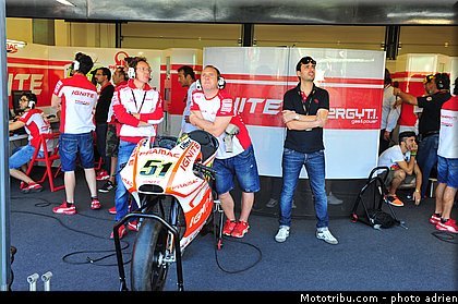 pit_lane_et_paddock_motogp_2013_san_marino_misano_adriatico_0031.jpg
