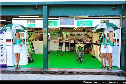 pit_lane_et_paddock_motogp_2013_san_marino_misano_adriatico_0036.jpg