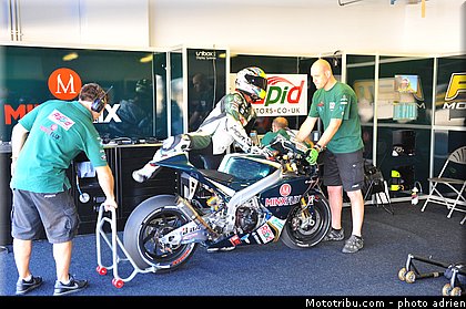 pit_lane_et_paddock_motogp_2013_san_marino_misano_adriatico_0057.jpg