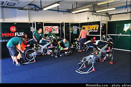 pit_lane_et_paddock_motogp_2013_san_marino_misano_adriatico_0059.jpg