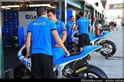 pit_lane_et_paddock_motogp_2013_san_marino_misano_adriatico_0062.jpg